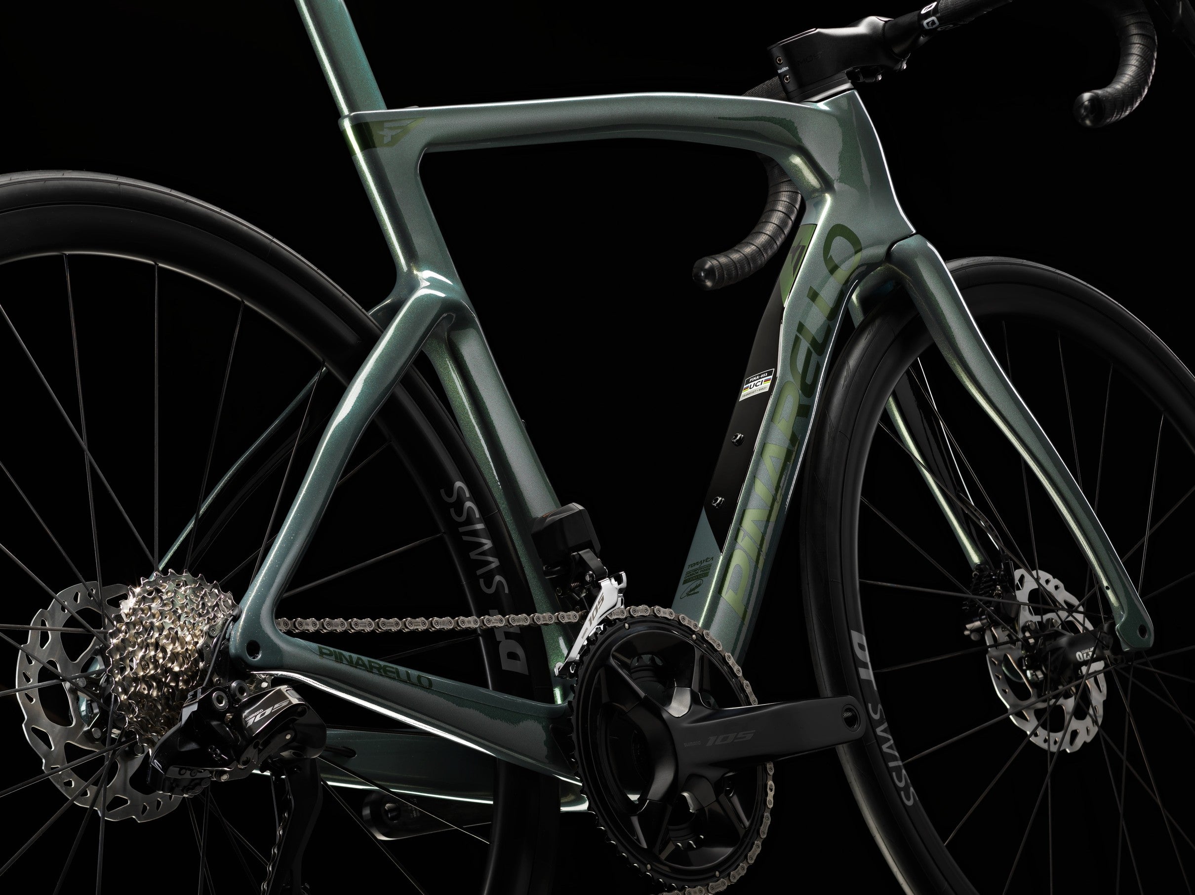 Pinarello F3 105 DI2 Emerald Shift J230