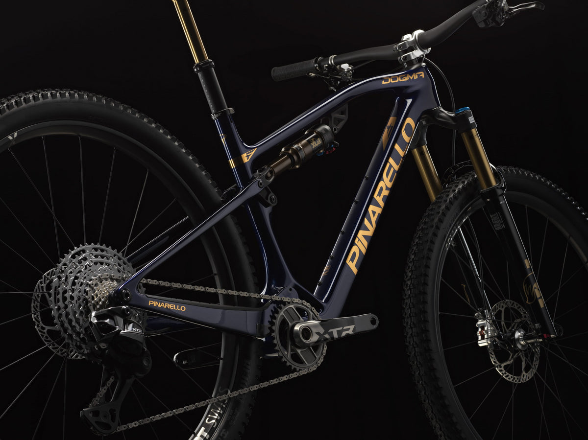 Pinarello Dogma XCR Arctic Flame