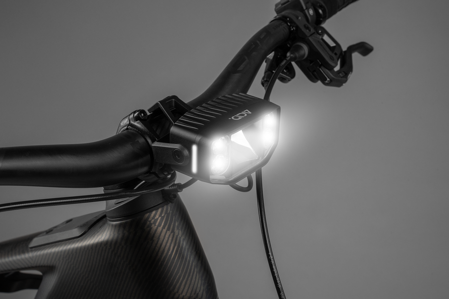 ACID E-Bike Frontlicht PRO-E 300 WIDE HB X-Connect