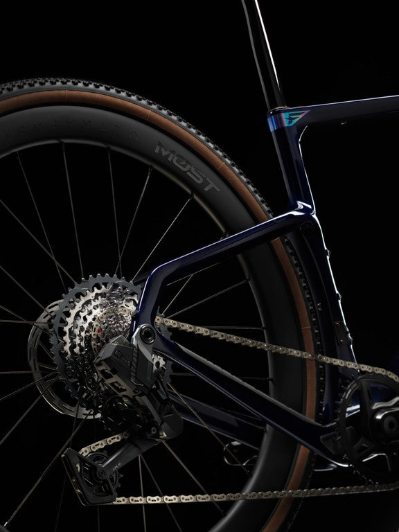 Pinarello Grevil F5 SRAM RIVAL AXS