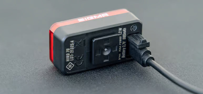 SIGMA HIRO 70 Akku-Rücklicht