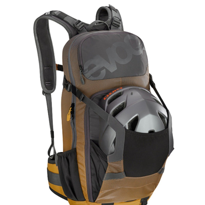 EVOC FR ENDURO 16L GREY- SAND - Premium Bikeshop